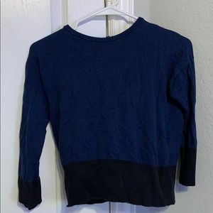 dark blue and black long sleeve tee